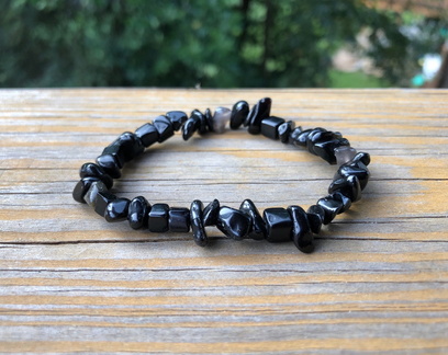 Black Onyx Chip Stretchy Bracelet
